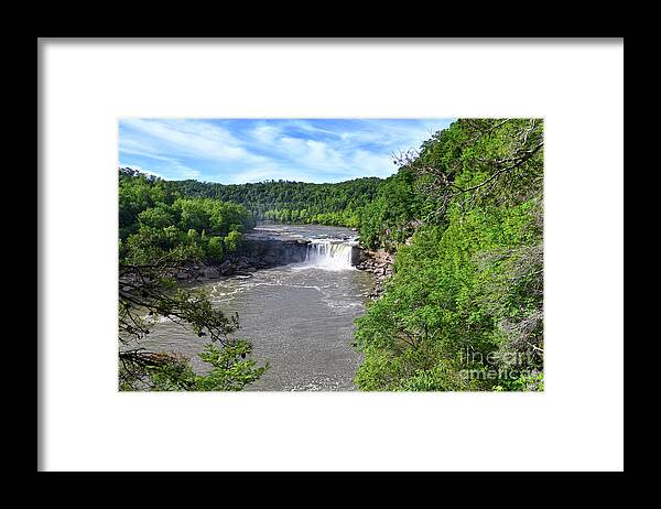 Cumberland Falls Framed Print featuring the photograph Cumberland Falls 34 by Phil Perkins
