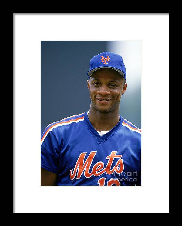 1980-1989 Framed Print featuring the photograph Darryl Strawberry by Ron Vesely