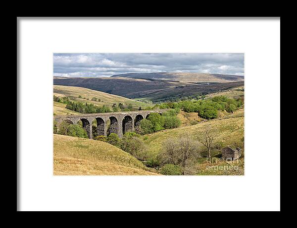 Arch Framed Print featuring the photograph Dent Head Viaduct, Dentdale by Tom Holmes Photography