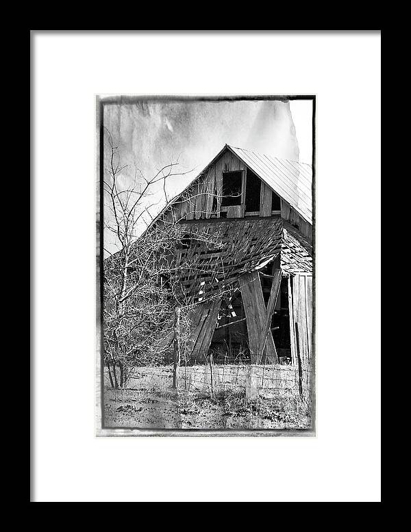 Old Building Framed Print featuring the photograph Derelict building, Dallas by Fran Woods