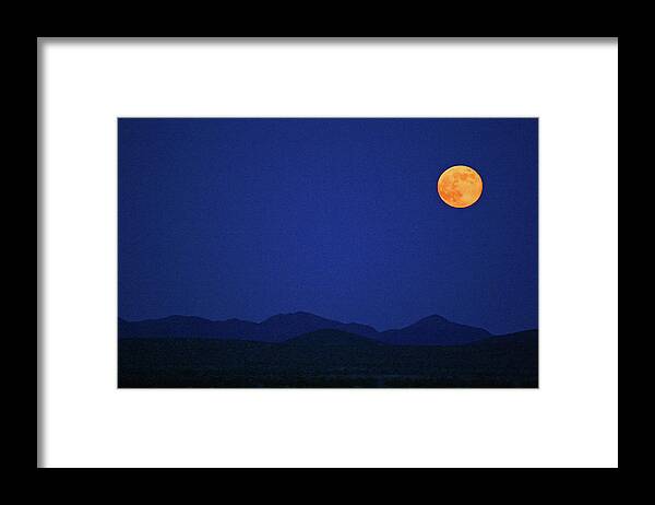 Landscape Framed Print featuring the pyrography Desert Moon by Tony Spencer