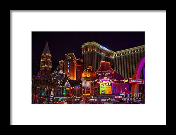  Framed Print featuring the photograph Dreamscapes in Vegas by Rodney Lee Williams