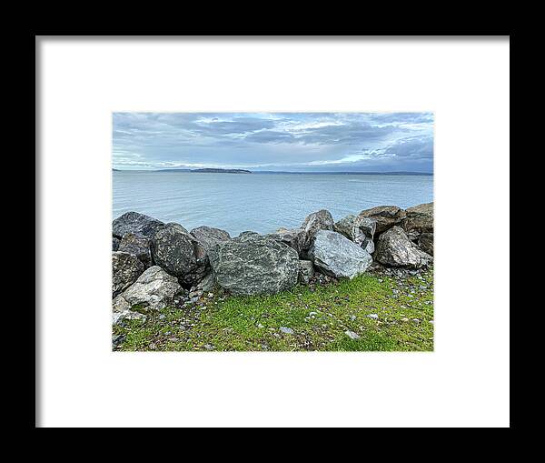 Park Framed Print featuring the photograph Edgewater beach park by Anamar Pictures