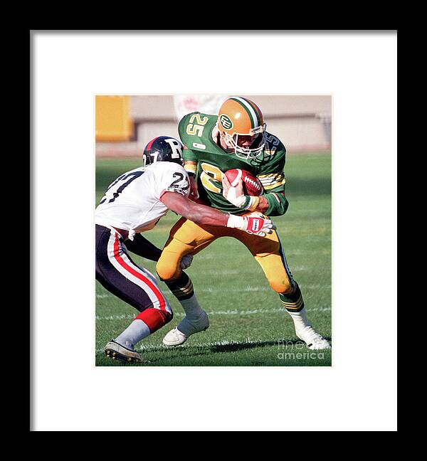 Terry Elniski Photography Framed Print featuring the photograph Edmonton Eskimos Football - Tom Richards 3 - 1988 by Terry Elniski