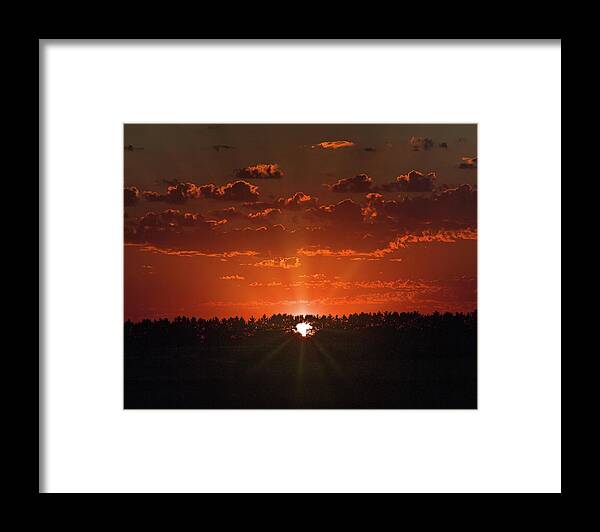 Sunset Framed Print featuring the photograph Falling Sun by Scott Olsen