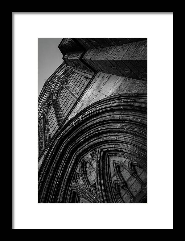 Glasgow Framed Print featuring the photograph Glasgow Cathedral by Rick Deacon