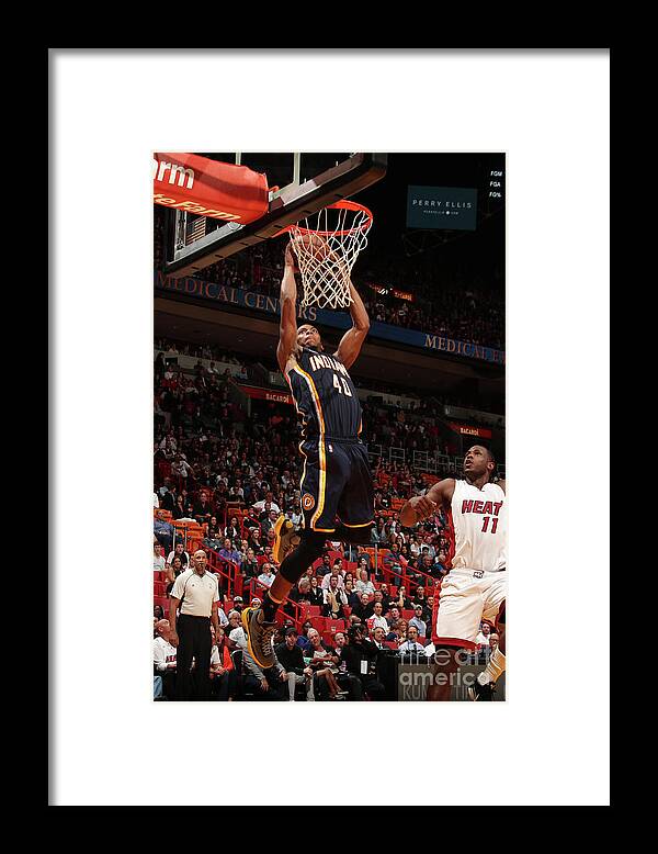 Nba Pro Basketball Framed Print featuring the photograph Glenn Robinson by Issac Baldizon