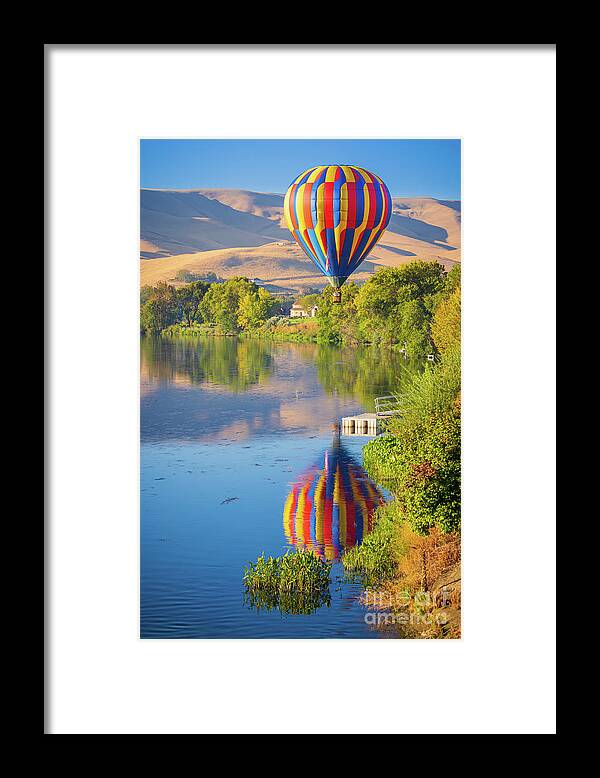 America Framed Print featuring the photograph Going up by Inge Johnsson