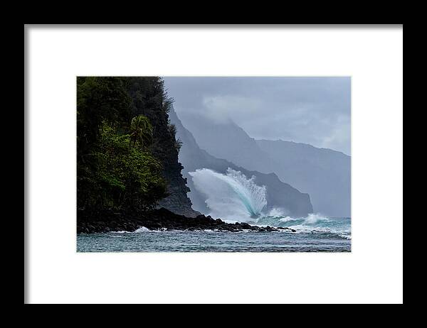 Kauai Framed Print featuring the photograph High Surf on Napali Coast by Cheryl Strahl