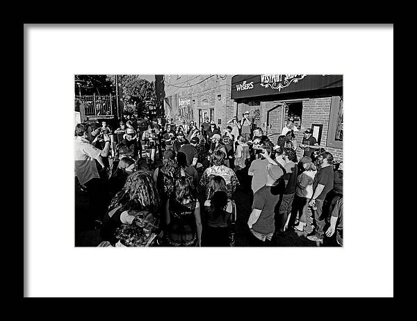 Kansas City Framed Print featuring the photograph In The Alley by Angie Rayfield