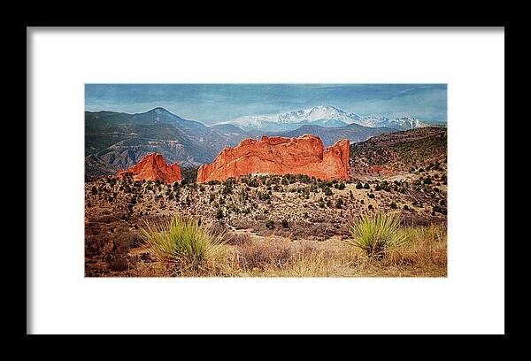 Colorado Framed Print featuring the photograph Kissing Camels by Elin Skov Vaeth