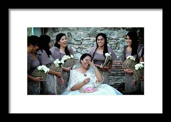 Wedding Framed Print featuring the photograph Ladies at the wedding by Robert Bociaga