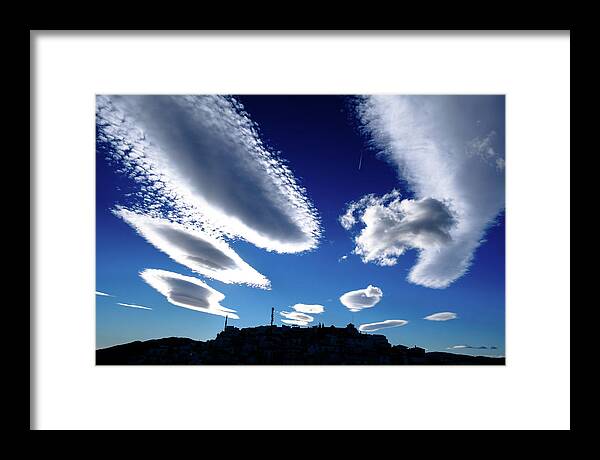 Cloudscape Framed Print featuring the photograph Lenticular invasion by Gary Browne