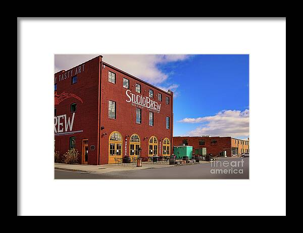 Brewery Framed Print featuring the photograph Old Brewery at Historic Bristol by Shelia Hunt