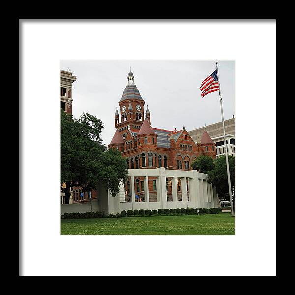 Red Framed Print featuring the photograph Old Red Court Hose in Dallas by C Winslow Shafer