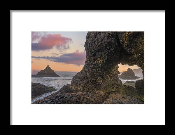 Oregon Framed Print featuring the photograph Oregon Coast Vision by Darren White