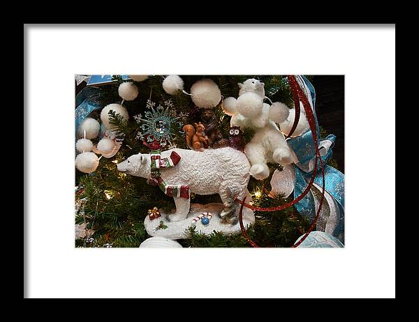 Santa Christmas Ornament Ornament Framed Print featuring the photograph Ornament 341 by Joyce StJames