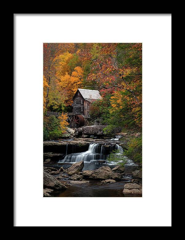 Blue Ridge Mountains Framed Print featuring the photograph Portrait of Beauty by Robert J Wagner