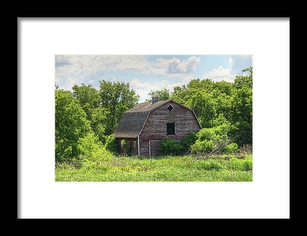 Barn Framed Print featuring the photograph Prairie Barn by Ryan Crouse