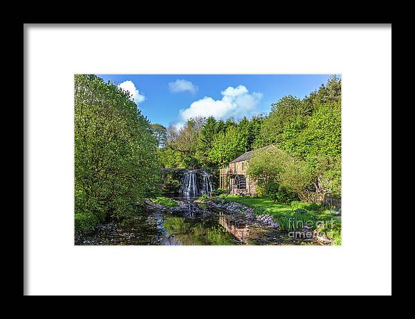 England Framed Print featuring the photograph Rutter Falls by Tom Holmes Photography