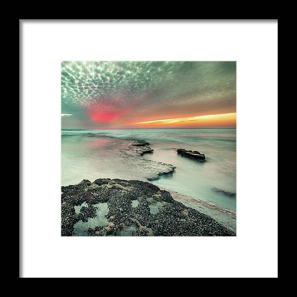 Beach Framed Print featuring the photograph Searchlight Sunset by Alexander Kunz