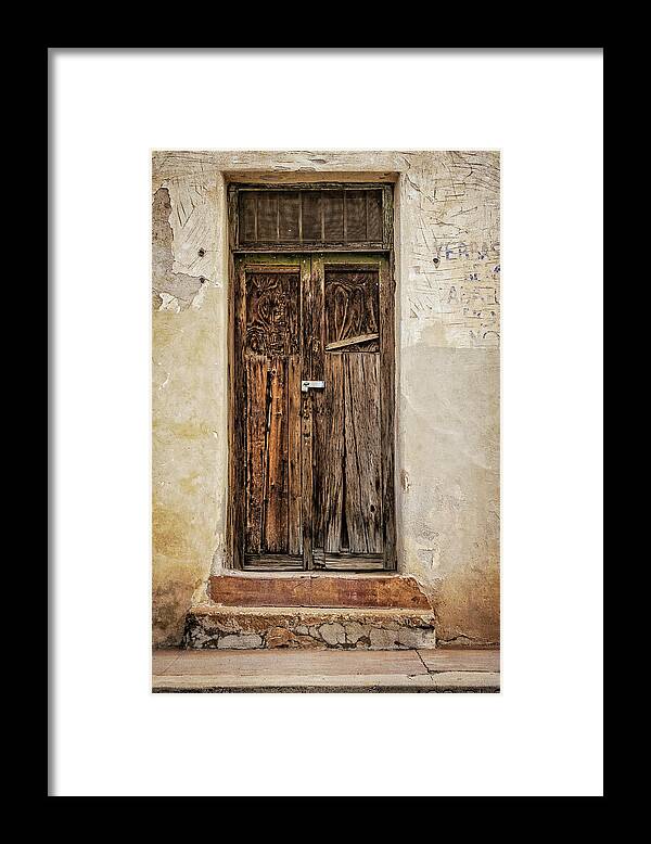 Doors Framed Print featuring the photograph Shabby Chic by Carmen Kern
