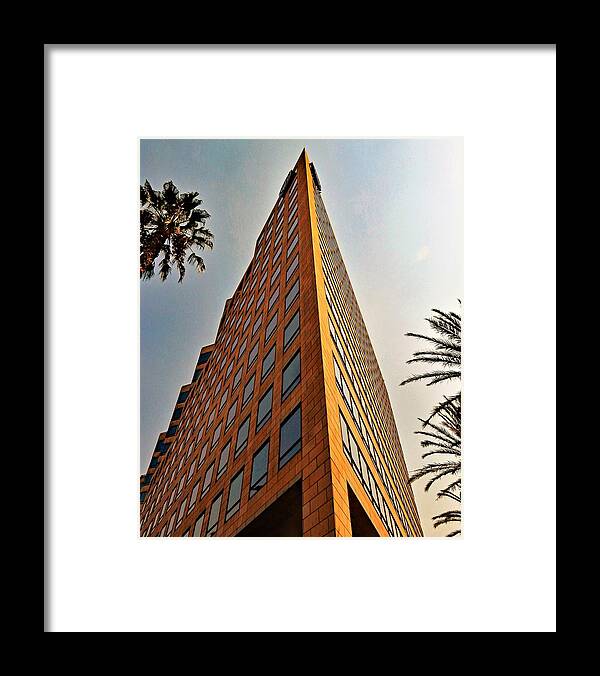 Building Framed Print featuring the photograph Sharp Building by Andrew Lawrence
