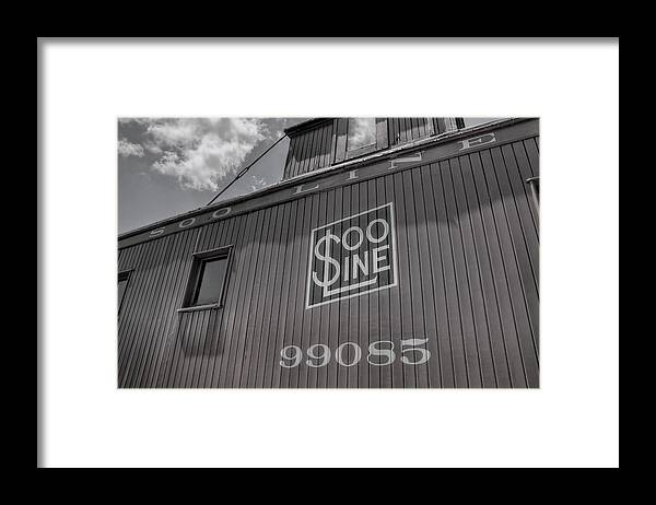 Railroad Framed Print featuring the photograph Soo Line Caboose 99085 BW by Dale Kauzlaric