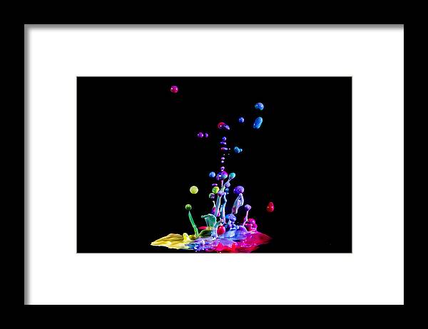 Water Sculpture Framed Print featuring the photograph Splash Nurple by Anthony Sacco