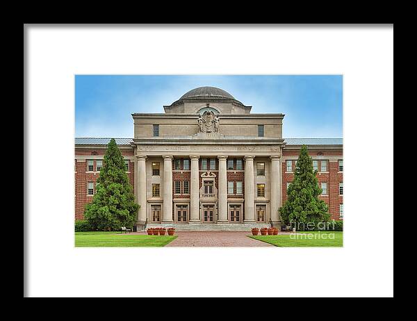 Building Framed Print featuring the photograph Stately Architecture at Davidson College by Amy Dundon