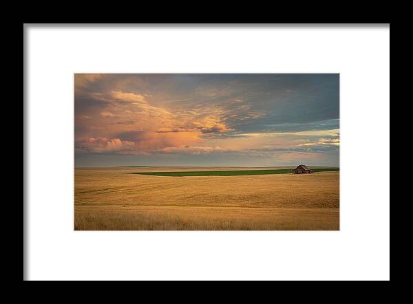 Colorado Framed Print featuring the photograph Storm on the Range by Kevin Schwalbe