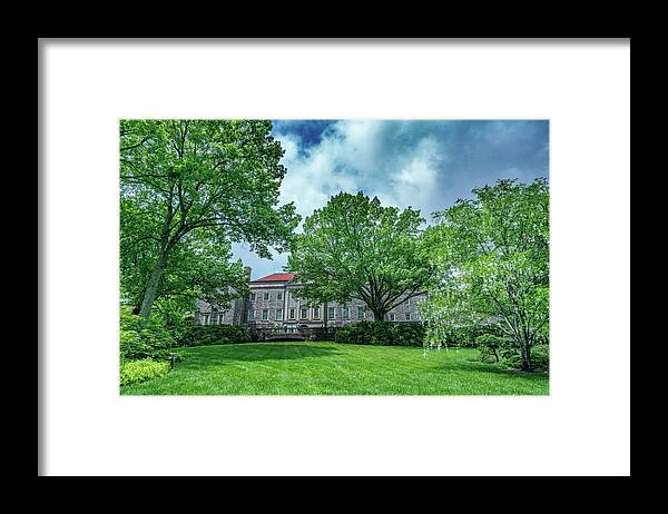 Cheekwood Framed Print featuring the photograph The Cheekwood Estate and Gardens Nashville Tennessee - 2nd Medium Shot by Dave Morgan