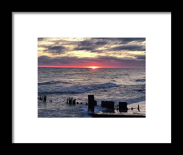 Photography Framed Print featuring the photograph The Curve by Lisa White