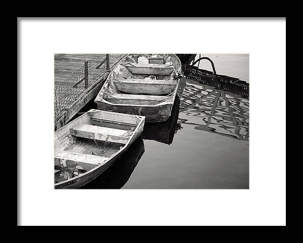 Dingey Framed Print featuring the photograph The waiting by Gina Cinardo