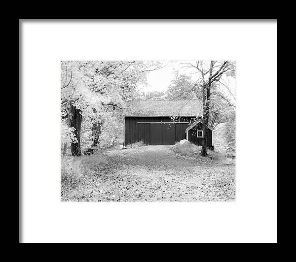 Cowen Farm Framed Print featuring the photograph Upstate NY Historic Site by Amelia Pearn