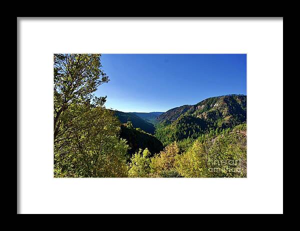  Framed Print featuring the photograph Valle by Dennis Richardson