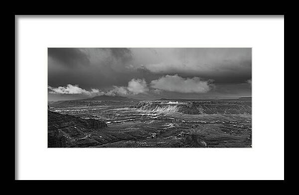  Framed Print featuring the photograph White rim #2 by Mike Bachman