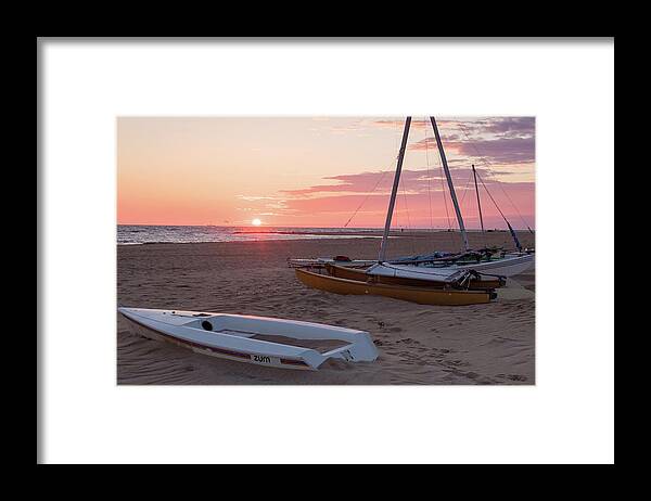 Willoughby Beach Framed Print featuring the photograph Willoughby Beach Sunrise by Doug Ash