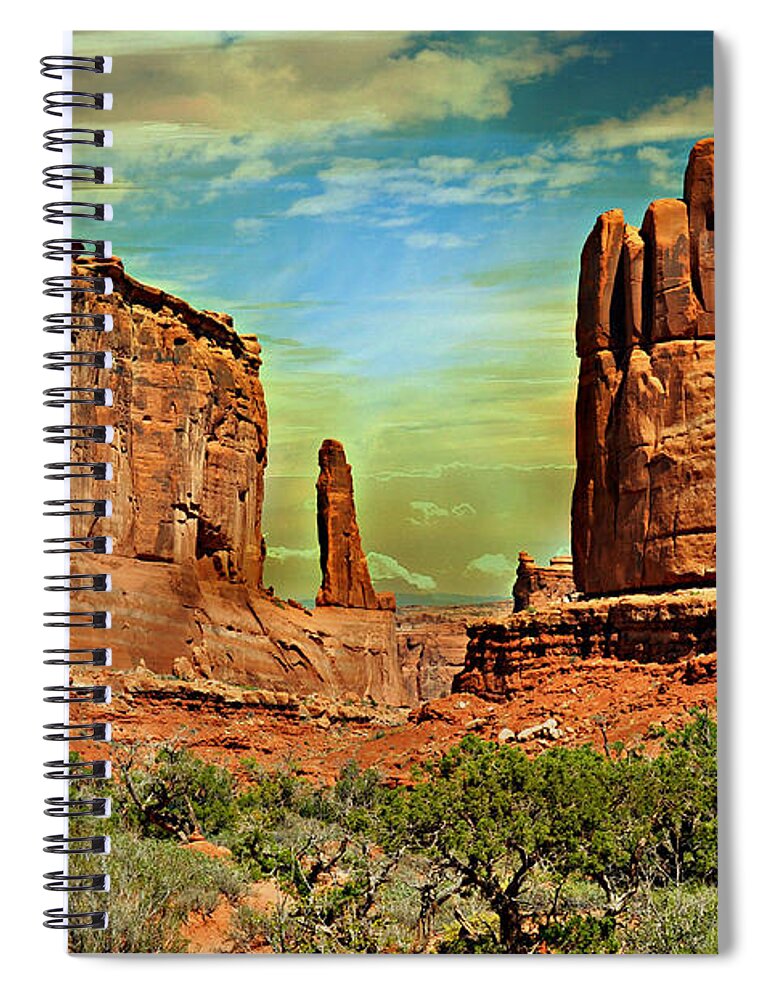 Soutwest Spiral Notebook featuring the photograph Golden Glow On Park Avenue by Marty Koch
