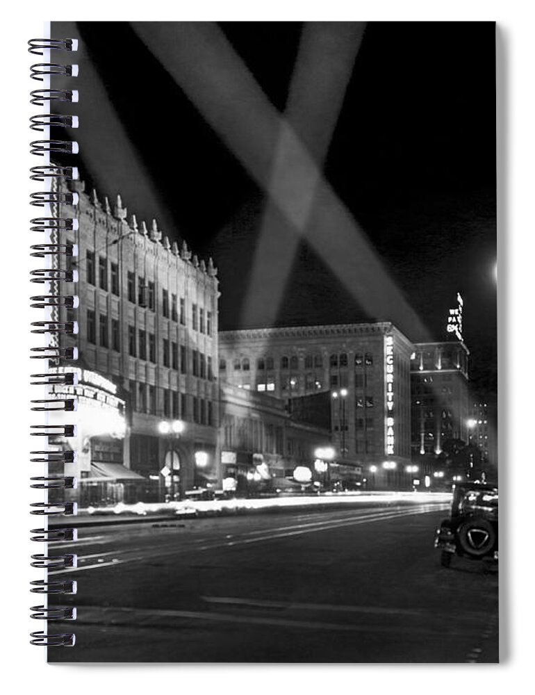 1920's Spiral Notebook featuring the photograph Hollywood Premier by Underwood Archives