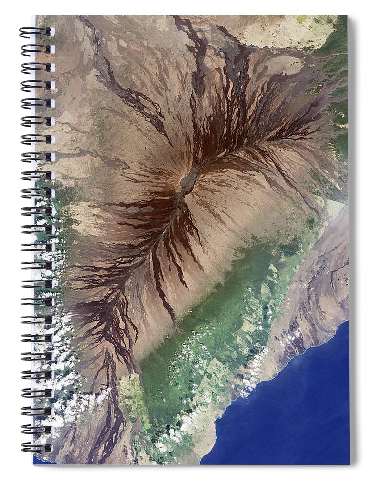 Mauna Loa Spiral Notebook featuring the photograph Mauna Loa Volcano by Science Source