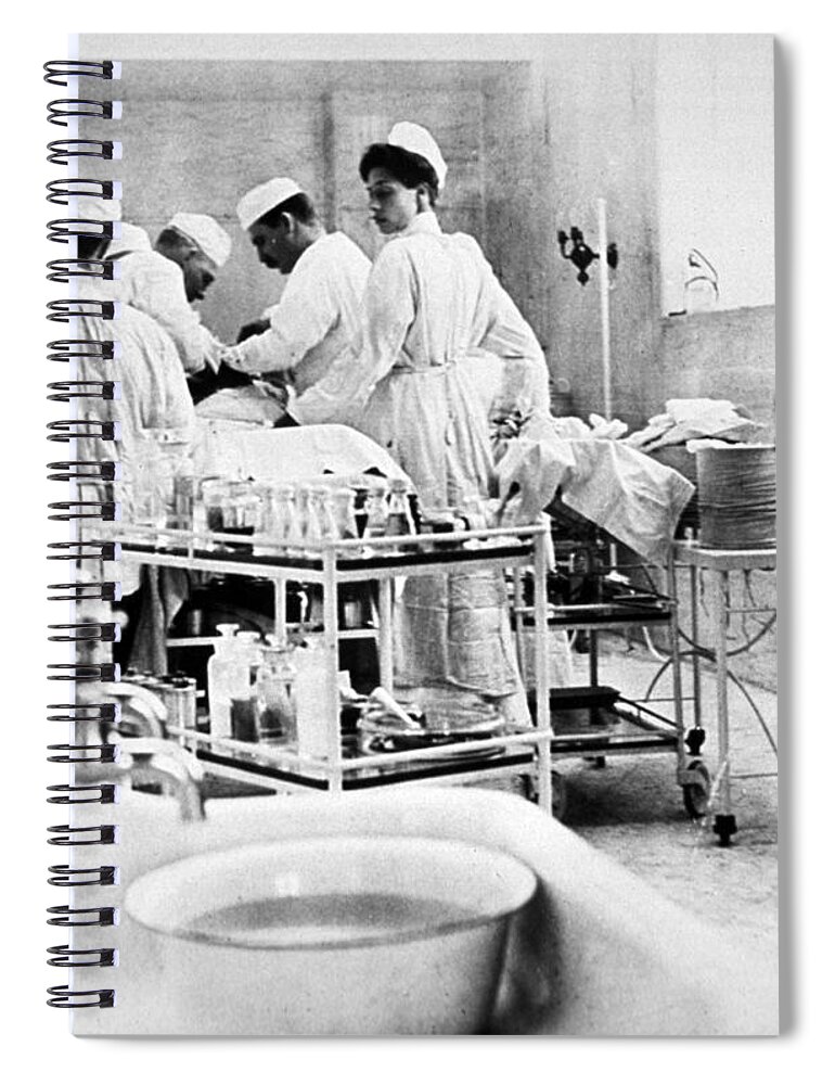Medical Spiral Notebook featuring the photograph John Hopkins Operating Room, 19031904 by Science Source