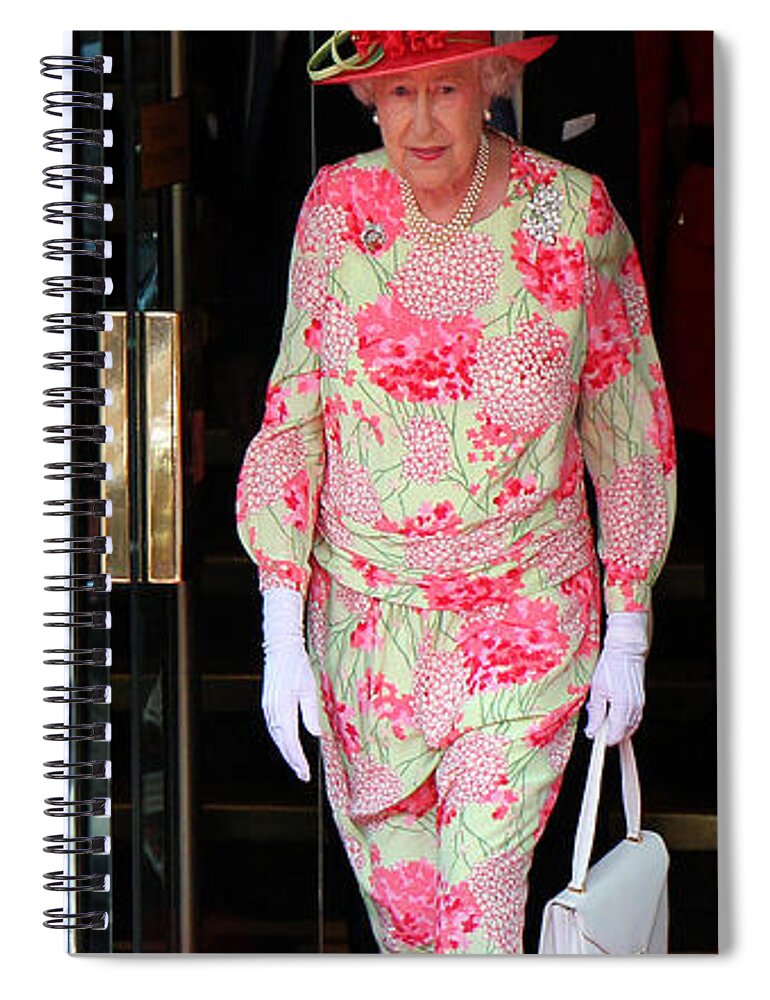 United Kingdom Spiral Notebook featuring the photograph Queen Elizabeth 2 by Andrew Fare