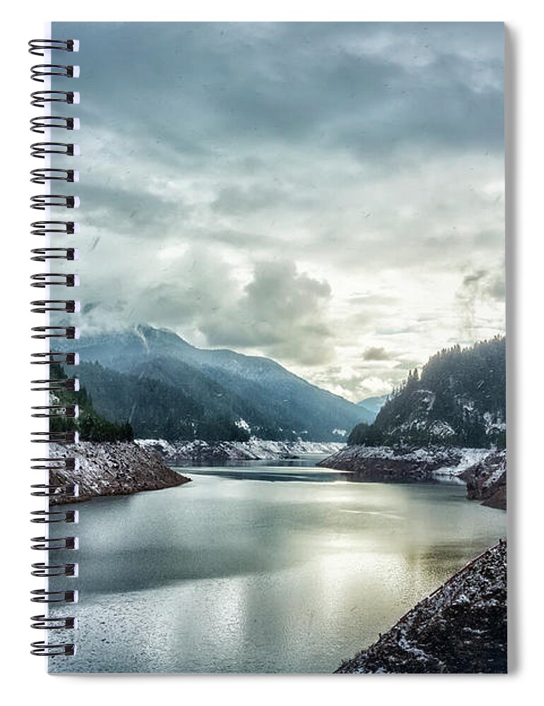 Cougar Reservoir Spiral Notebook featuring the photograph Cougar Reservoir on a Snowy Day by Belinda Greb