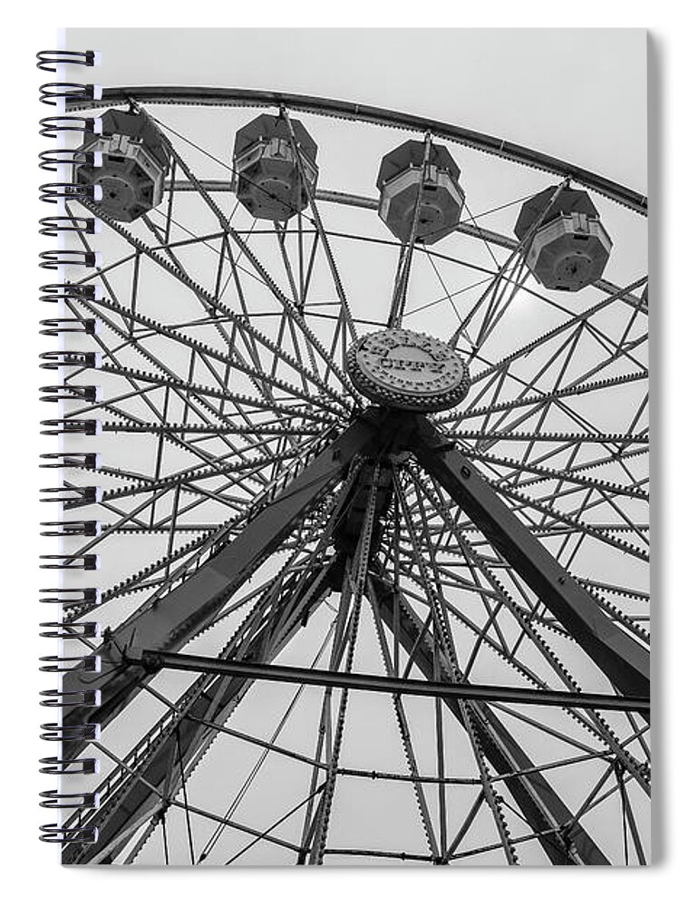 Photo For Sale Spiral Notebook featuring the photograph Goin' Round by Robert Wilder Jr