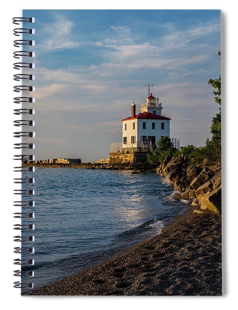 Sunset Fairport Harbor Lighthouse Spiral Notebook featuring the photograph Sunset at Fairport Harbor Lighthouse by Dale Kincaid