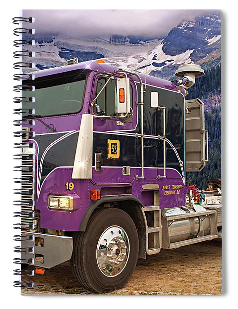 Big Rigs Spiral Notebook featuring the photograph 91 Freightliner Cabover by Randy Harris