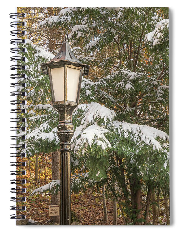 Lamppost Spiral Notebook featuring the photograph Holidayesque by Amfmgirl Photography