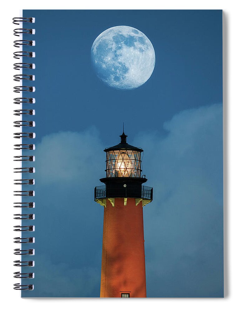 Jupiter Lighthouse Spiral Notebook featuring the photograph Moon Over Jupiter Lighthouse by Kim Seng