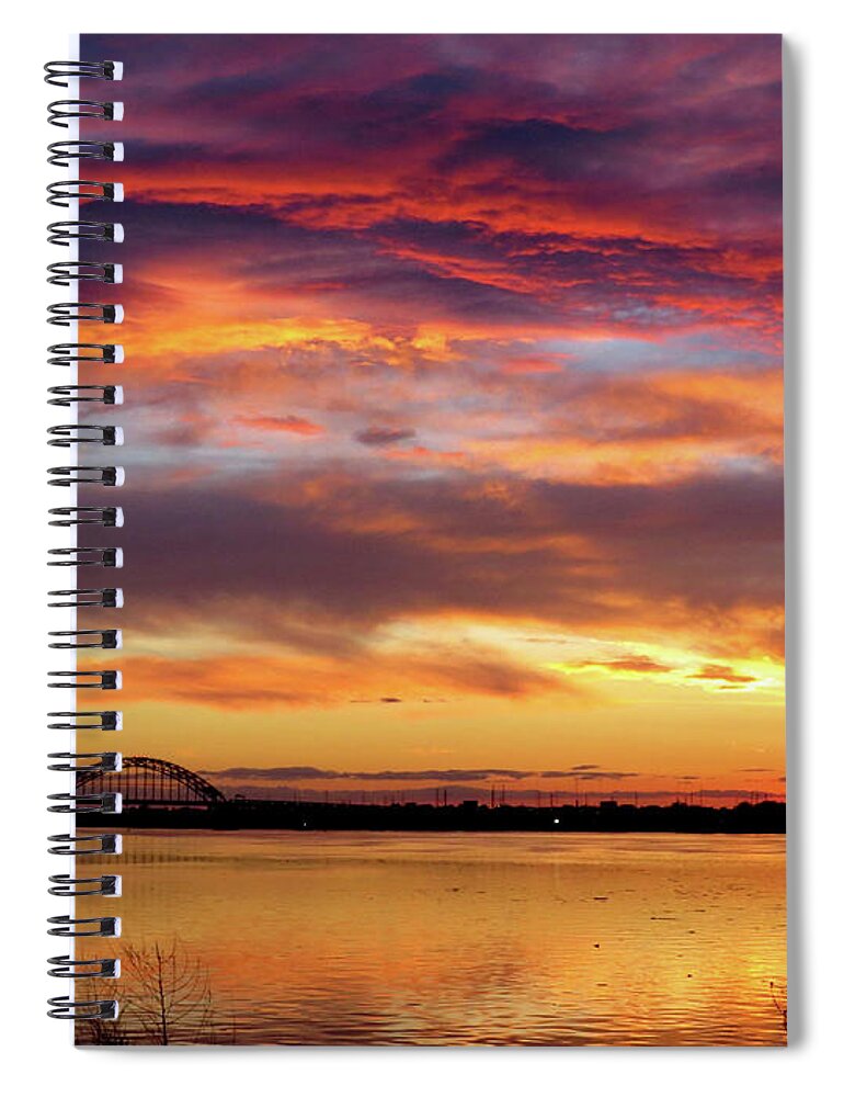 Sunsets Spiral Notebook featuring the photograph Sunset on the Delaware No. Two by Linda Stern
